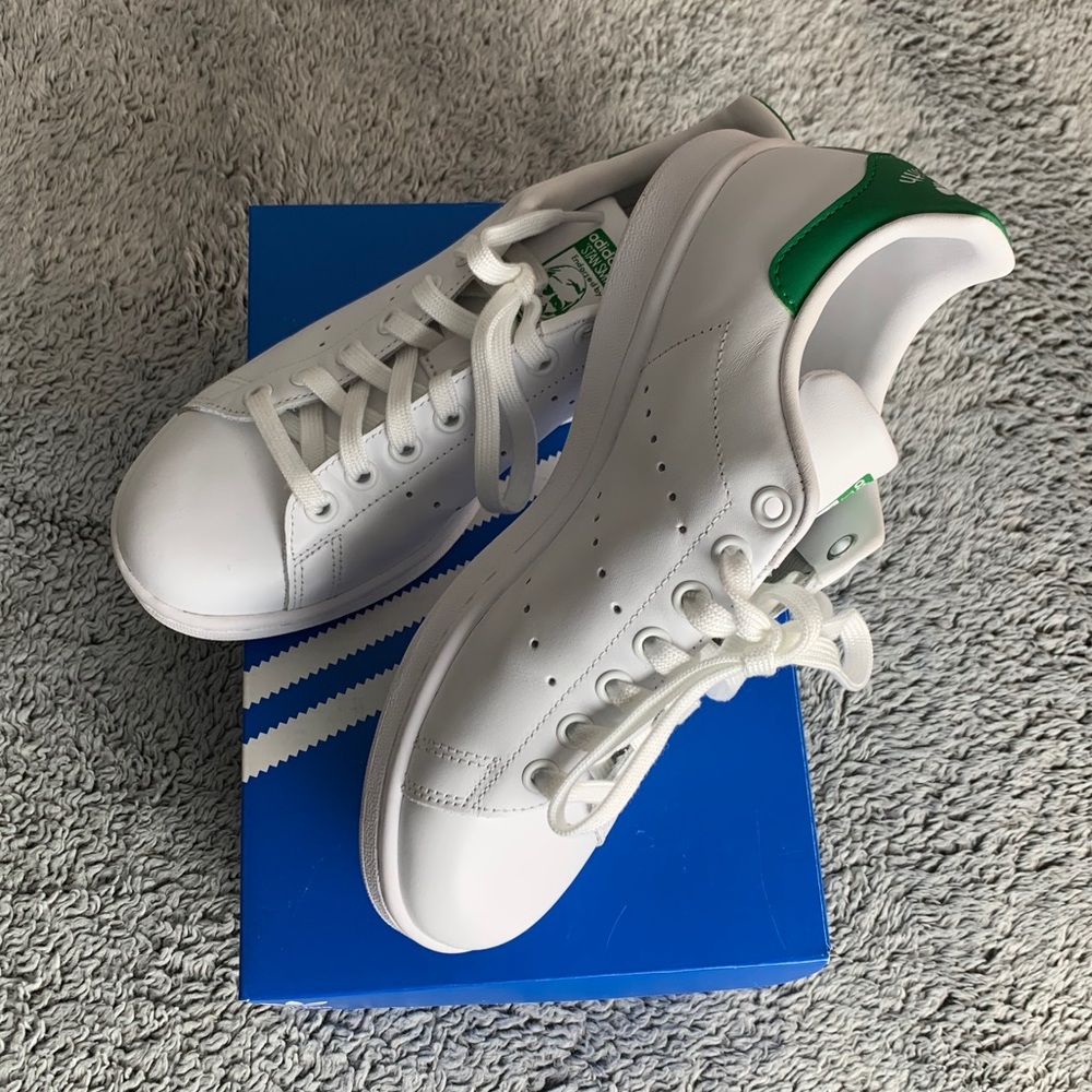 Stan Smith ADIDAS Green & White size 6.5